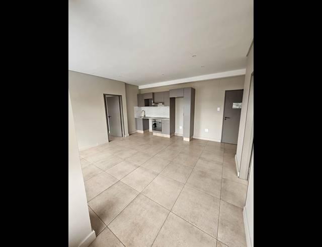 2 BEDROOM APARTMENT FOR SALE IN SANDOWN